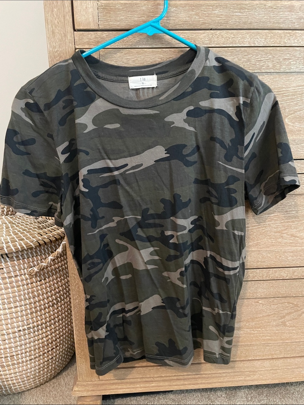 Camo tee